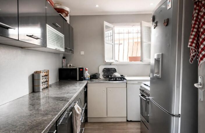Appartement T3 de 57 m² situé à Toulon — photo 2