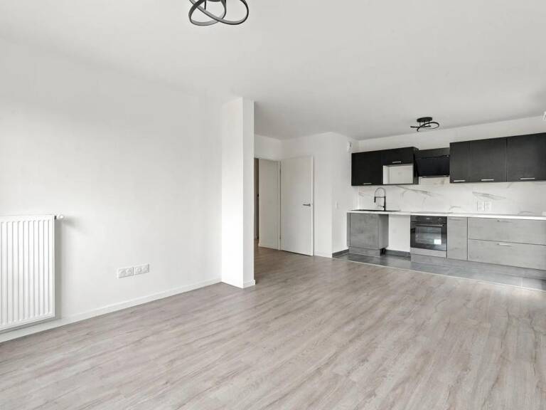 DRANCY - Appartement de type T4 de 75m² - de 2025 — photo 1