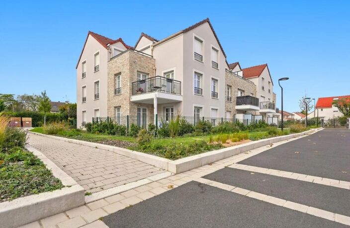 Appartement 4 pièces de 83 m² à Plaisir — photo 2