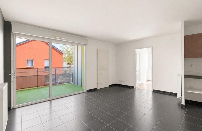 Appartement T2 lumineux avec balcon à Meyzieu — photo 5