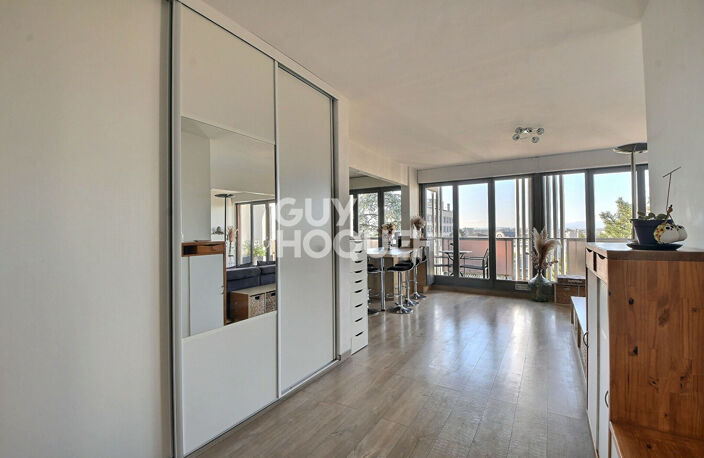 À vendre : Superbe appartement rénové T5 de 106 m² avec balcon et vue dégagée, cave, secteur Grange Blanche, Lyon 3 (69003) — photo 5