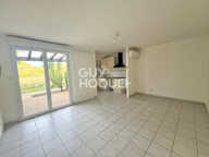 Studio climatisé en rez de chaussée avec terrasse et parking — photo 2