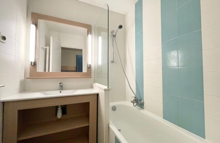 Saint-Raphaël golf de Valescure appartement t1. — photo 4