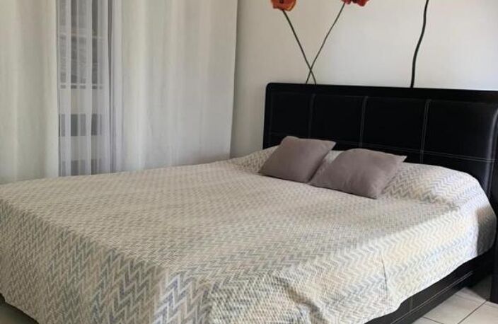 ORPI - SAINT GILLES APPARTEMENT 51m² MEUBLE A LOUER — photo 2