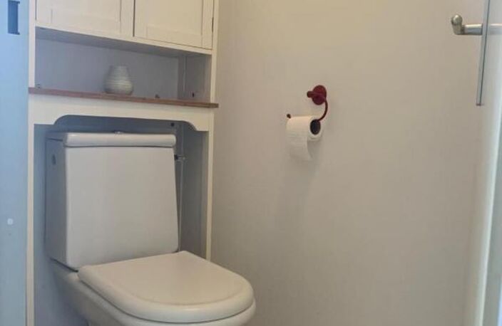 ORPI - SAINT GILLES APPARTEMENT 51m² MEUBLE A LOUER — photo 4