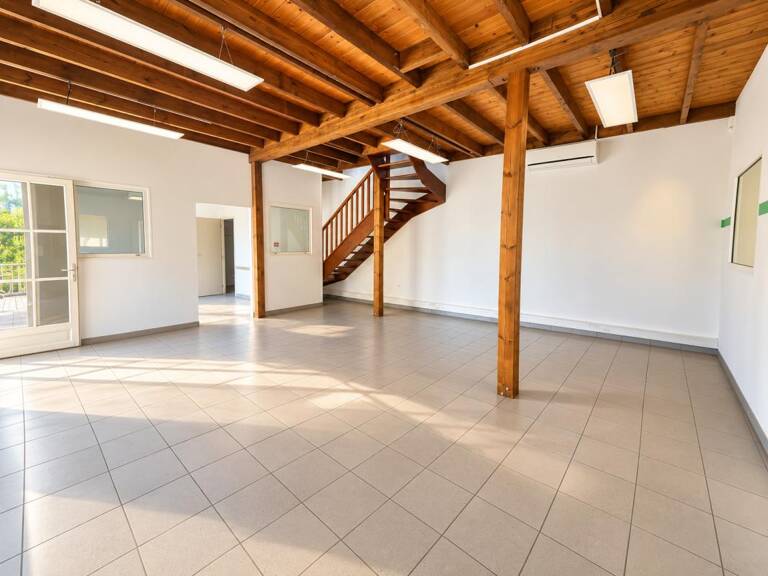 Bureaux 158 m² – Centre-ville Saint-Denis — photo 1