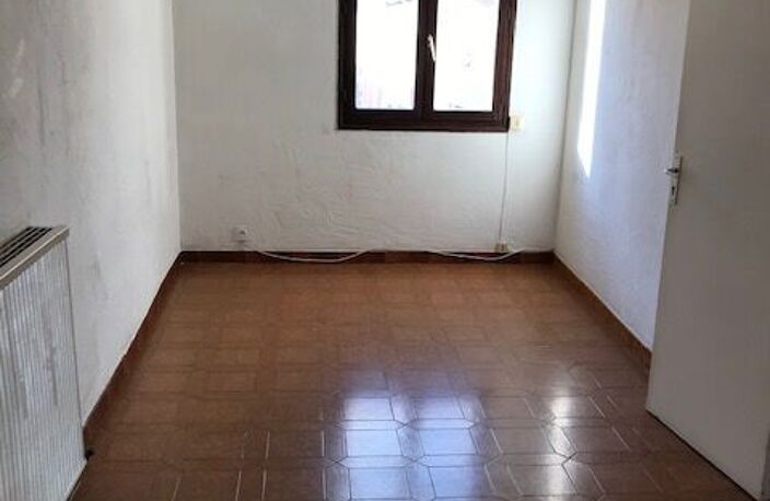 A louer OLLIOULES CENTRE VILLE - Appartement 2 pièces 42 m2 — photo 3