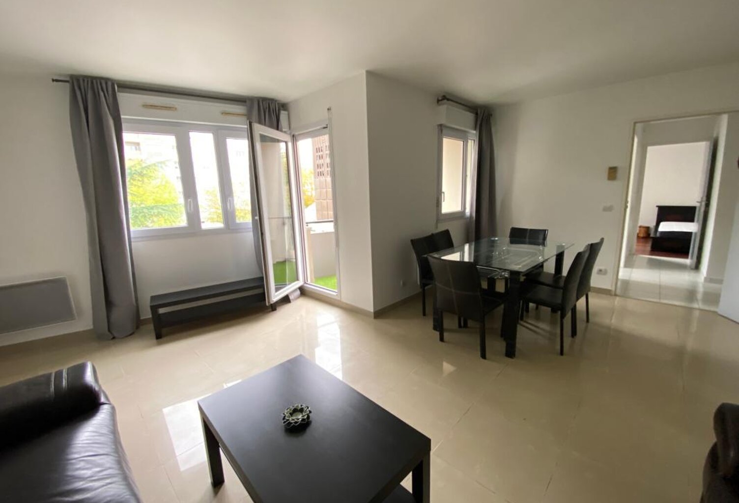 Bel appartement 2 pièces à louer – Cergy, au pied du RER A — photo 1