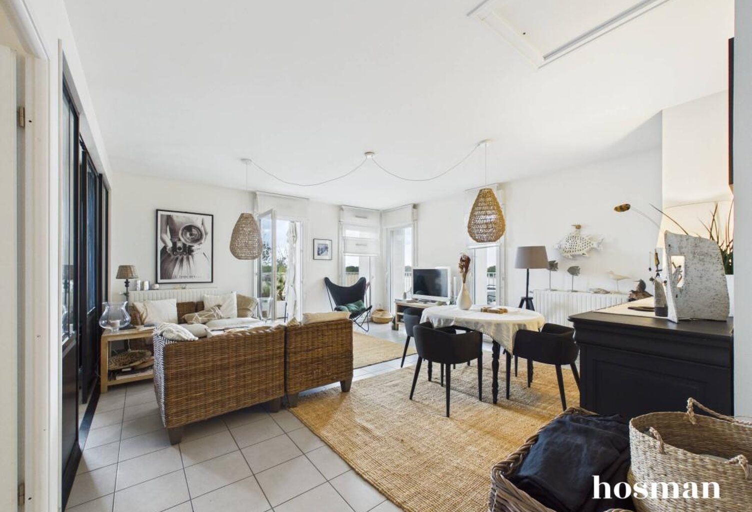 Appartement prêt à vivre de 5 pièces avec vue exceptionnelle sur le lac – 24 Rue Paule Marrot, Bordeaux — photo 1