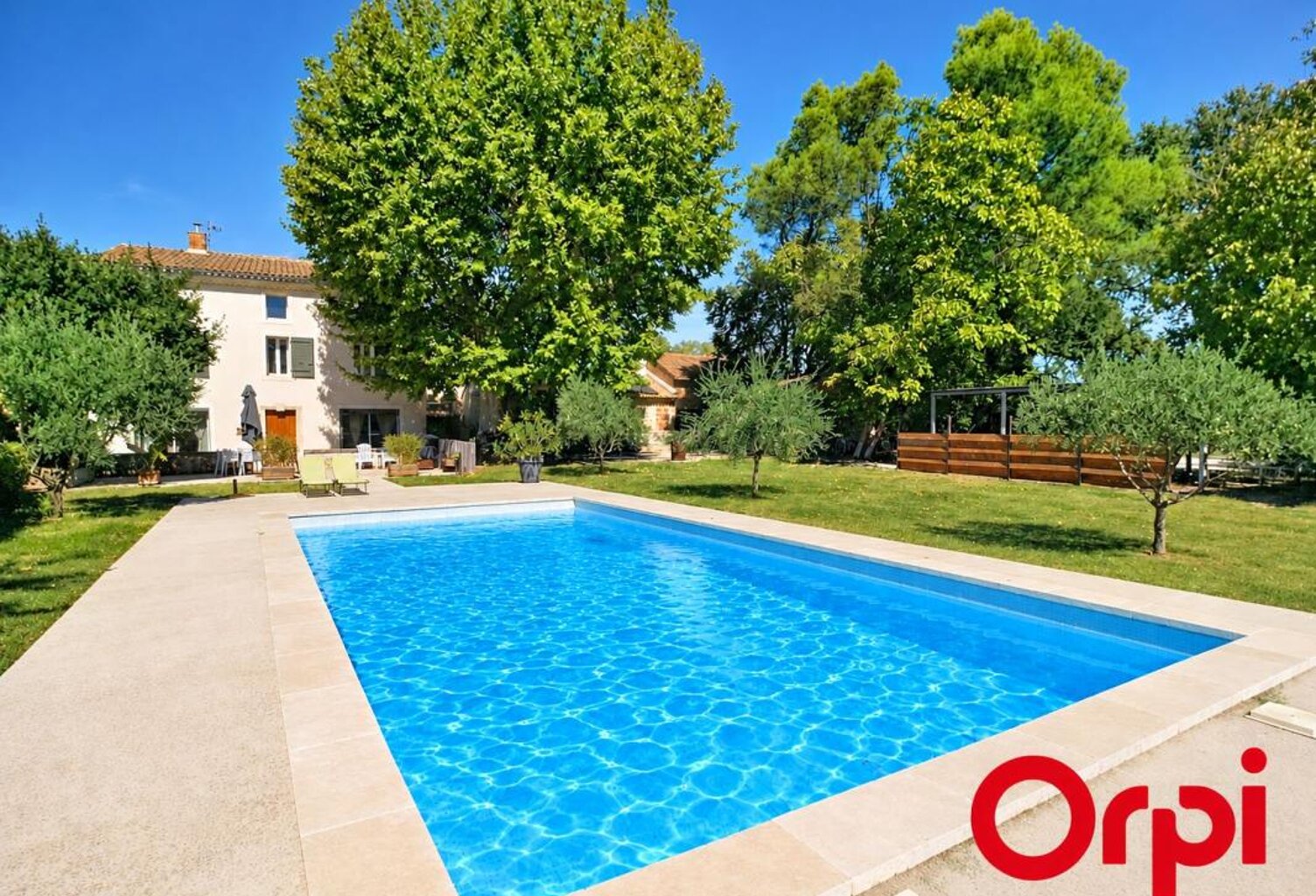 Bastide de Caractère du XIXe Siècle avec Piscine sur un Parc de 7 673 m² – Monteux (84170) — photo 1