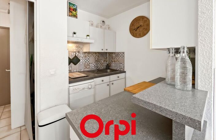 APPARTEMENT UNE CHAMBRE IMMENSE TERRASSE — photo 2