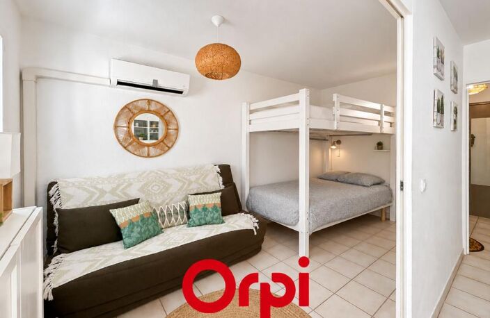 APPARTEMENT UNE CHAMBRE IMMENSE TERRASSE — photo 4