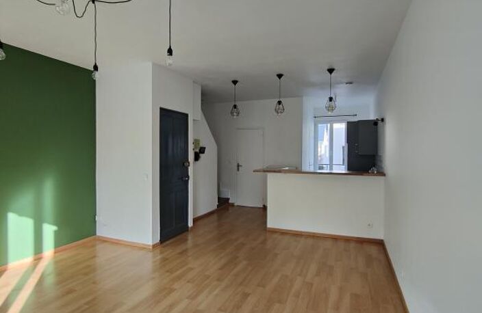 Appartement À Louer — photo 2