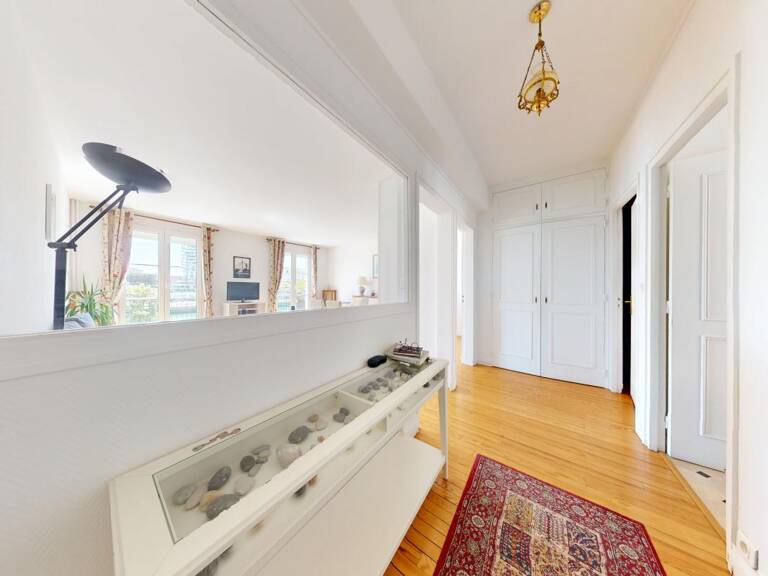 Appartement À Louer — photo 1