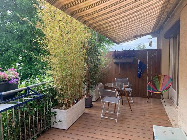 Maison avec terrasse intime — photo du bien