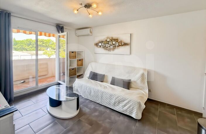 Appartement La Londe T1 bis avec piscine à l'année — photo 2