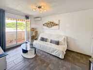 Appartement La Londe T1 bis avec piscine à l'année — photo 3