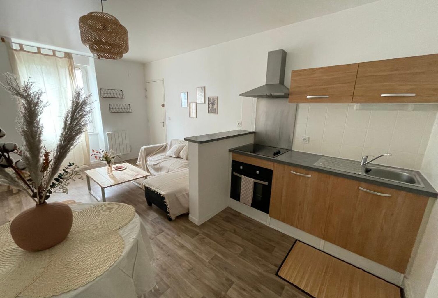 Appartement À Louer — photo 1