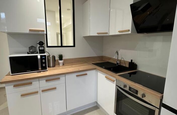 Appartement À Vendre — photo 2