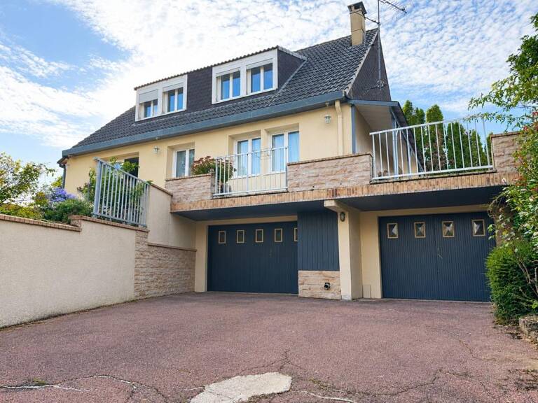LONGUESSE MAISON FAMILIALE SOUS SOL TOTAL — photo 1