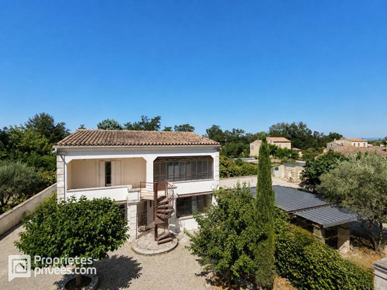 Investissement Locatif - Maison composée de 3 appartements avec jardin et stationnement sécurisé - 312 000 Euros — photo 1