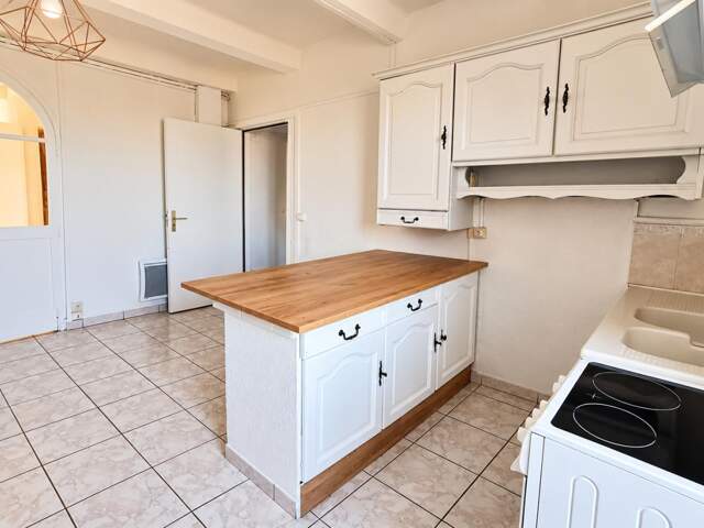 ALES - APPARTEMENT T2 - LOYER: 400 — photo du bien