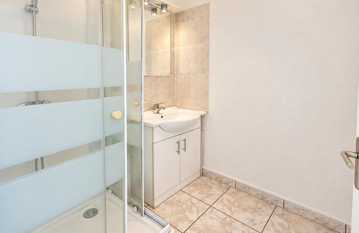 ALES - APPARTEMENT T2 - LOYER: 400 — photo 4