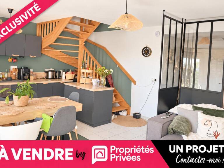 74150-Rumilly-Maison mitoyenne d un coté - 77 m2 — photo 1