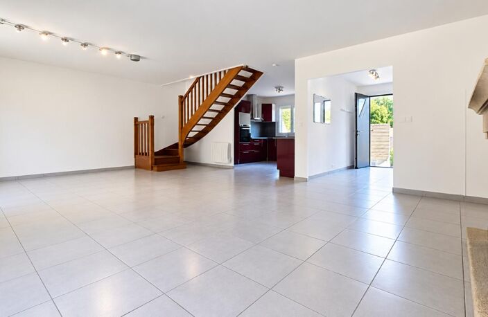 Maison familiale 150 m²  4 chambres sous-sol total Verneuil-en-Halatte — photo 3