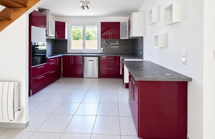 Maison familiale 150 m²  4 chambres sous-sol total Verneuil-en-Halatte — photo 4
