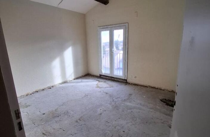 SAINT-CHRISTOL (84390) APPARTEMENT 100 m² BALCON MEZZANINE COMBLES 2 PARKINGS  72 000 — photo 4