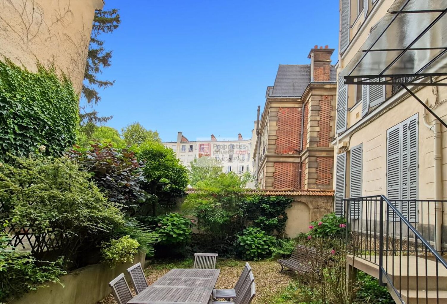Appartement  4 pièces  104 m2  'Quartier des Prés'  Versailles — photo 1