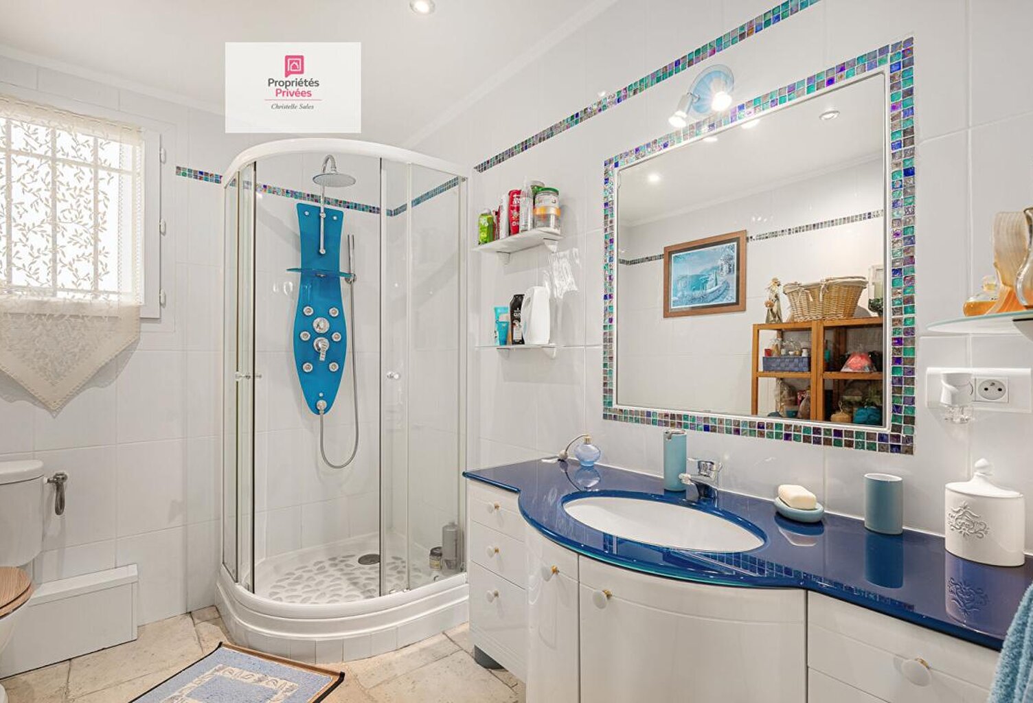 propriété de 7 pièces avec un chalet de 42 M2 avec piscine-lagon sur Tourrettes — photo 1