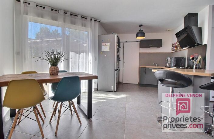 Exclusvité - Maison de plain pied classe énergie B sur un terrain de 712 m² à Saint Martin D Abbat — photo 3