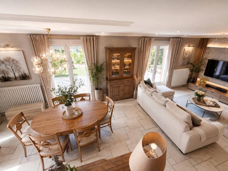 Maison semi plain-pied 250M², 5 à 6 chambres, sous sol complet jardin paysagé — photo 1