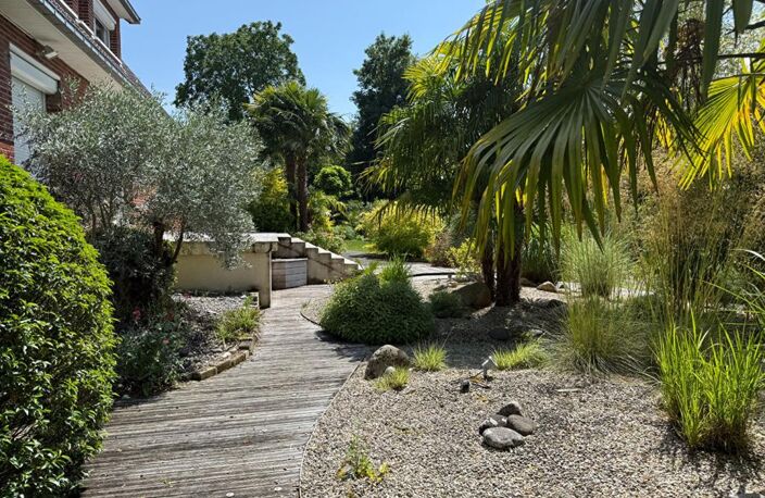 Maison semi plain-pied 250M², 5 à 6 chambres, sous sol complet jardin paysagé — photo 5