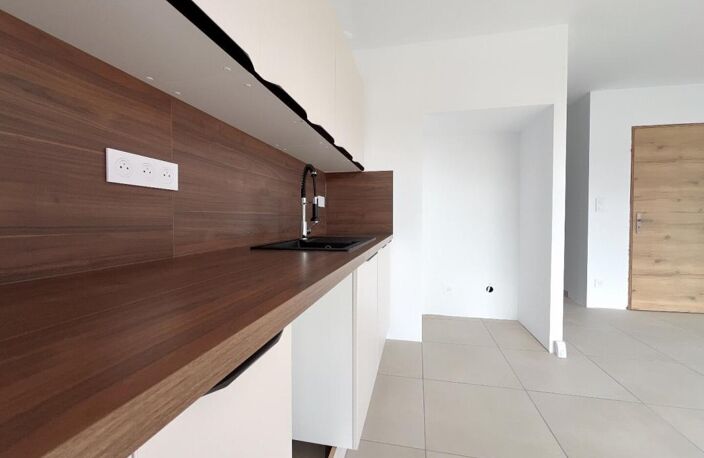 Magnifique maison neuve de 108 m2 en R+1 sur un terrain 3 faces de 337 m² piscinable — photo 5