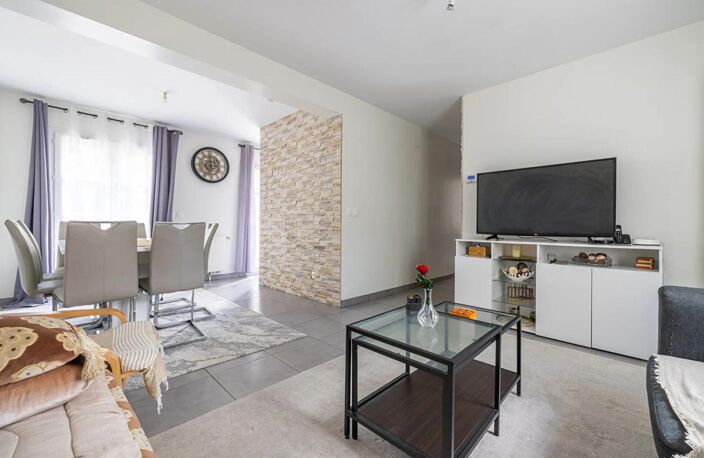 Corbeil-Essonnes ? Maison familiale récente de 130 m² avec jardin, terrasse — photo 2