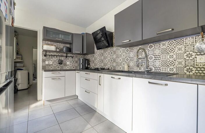 Corbeil-Essonnes ? Maison familiale récente de 130 m² avec jardin, terrasse — photo 3