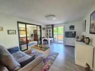 APPARTEMENT T3 CENTRE VILLE- SIX FOURS — photo 2