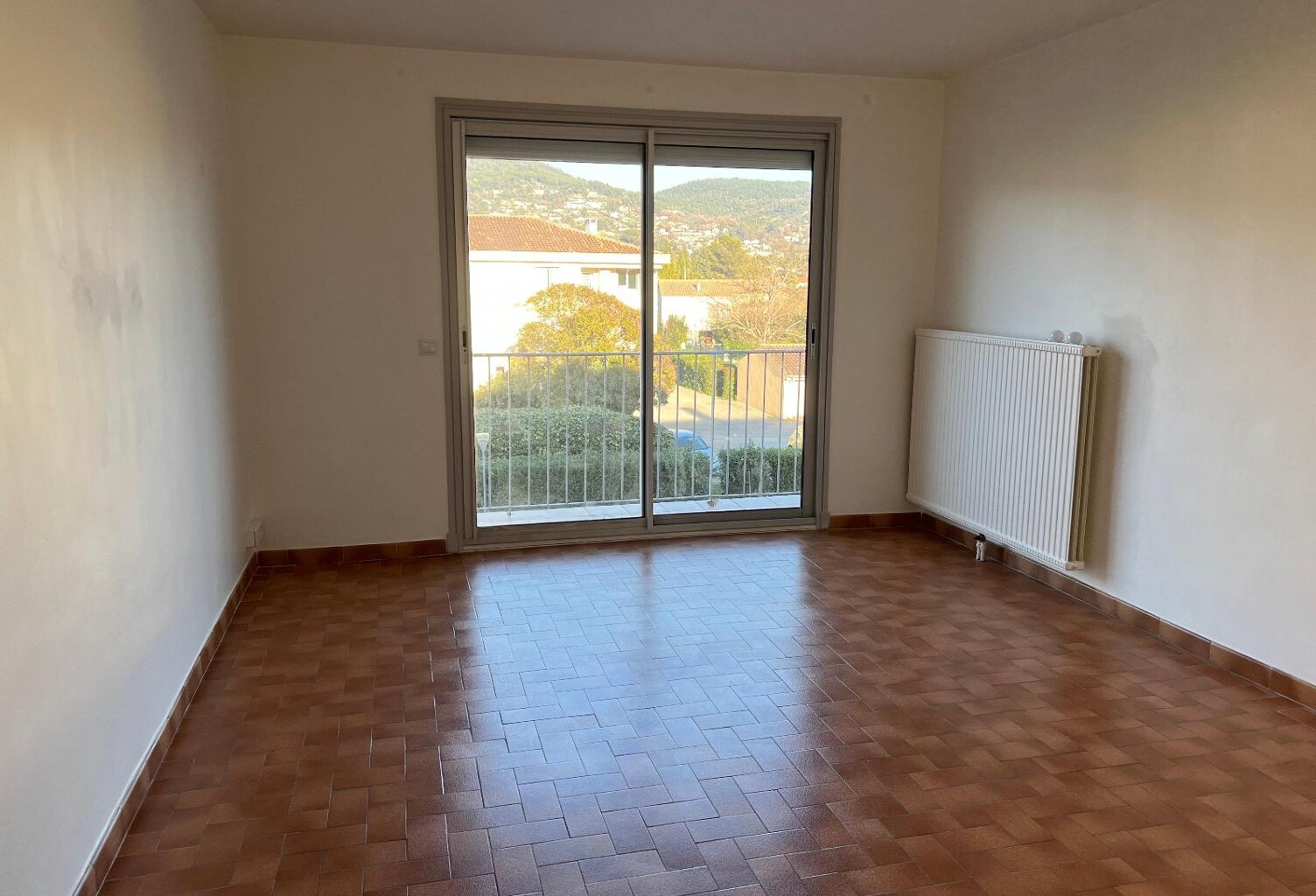 Location appartement 2 pièces 42 m² à Draguignan (83300) — photo 1