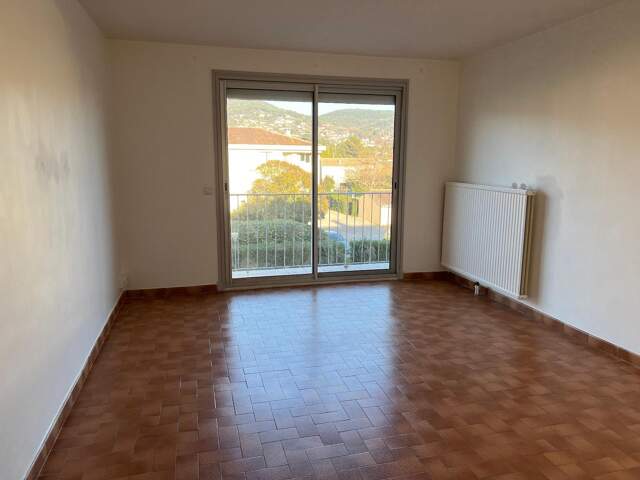 Appartement 2 pièces 42 m² à Draguignan — photo du bien
