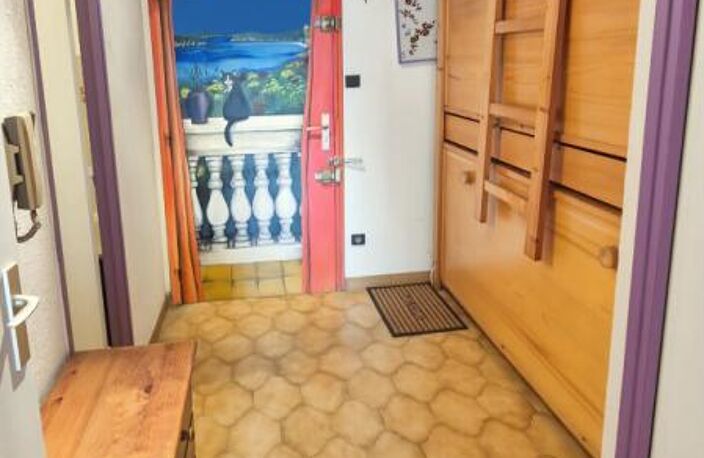 Appartement La Londe Les Maures 1 pièce(s) 32 m2 — photo 4