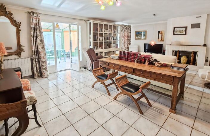 SAINT-SATURNIN LES AVIGNON Maison  7 pièce(s)  155 m² 449 000 — photo 5