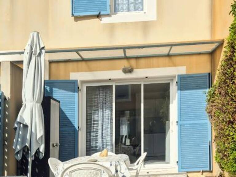 Maison La Londe Les Maures 3 pièce(s) 45 m2   325 000 — photo 1