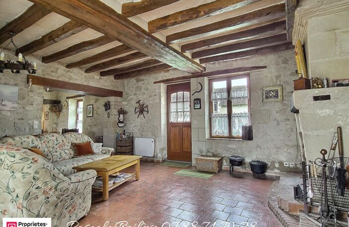 Longère avec dépendances et grand terrain ? NOYANT-VILLAGES (49390) — photo 2