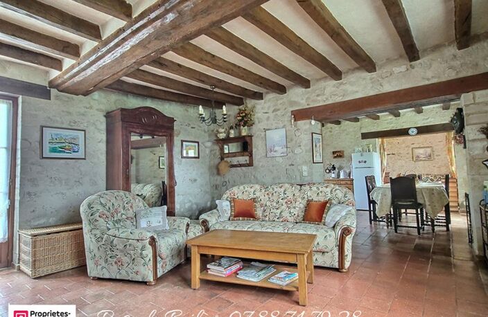 Longère avec dépendances et grand terrain ? NOYANT-VILLAGES (49390) — photo 3