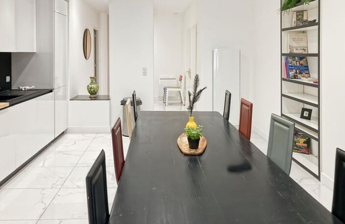 Elégant appartement avec prestations haut de gamme à proximité immédiate de Pey Berland — photo 5
