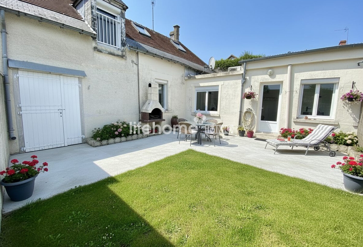 Maison dans village classé — photo 1