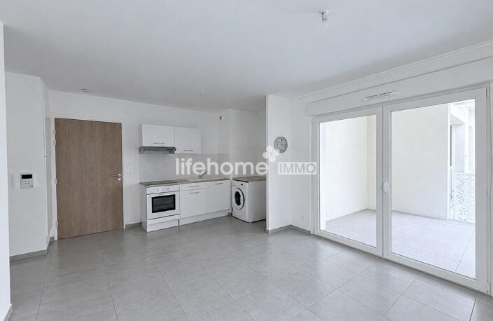 T2 EN PARFAIT ETAT AVEC TERRASSE DE 10M2 — photo 2